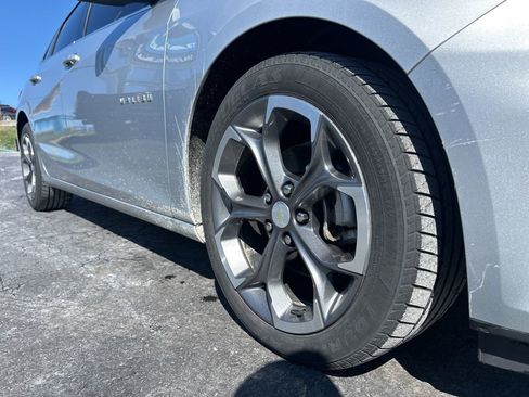 Used 2020 Chevrolet Malibu LT image 10