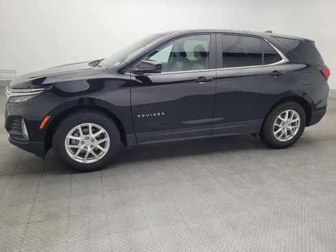 Used 2024 Chevrolet Equinox LT FWD image 2