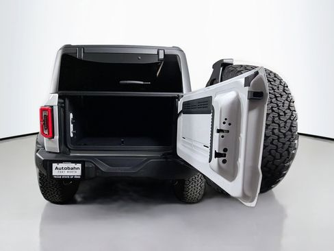 Used 2023 Ford Bronco Wildtrak AWD/4WD image 28
