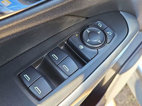 Certified 2024 Chevrolet Trax RS image 23