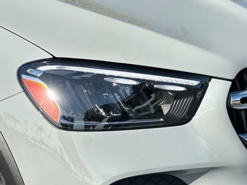 Used 2024 Mercedes-Benz GLE 350 4MATIC image 11