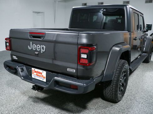 Used 2022 Jeep Gladiator Overland w/ Popular Equipment Package AWD/4WD image 7