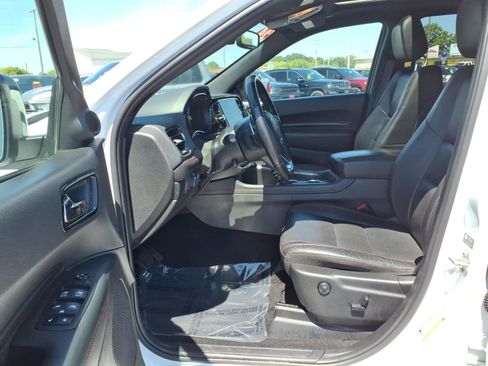 Used 2024 Dodge Durango GT AWD/4WD image 10