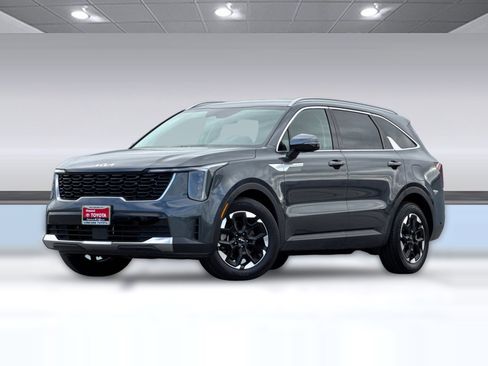 Used 2024 Kia Sorento S image 22