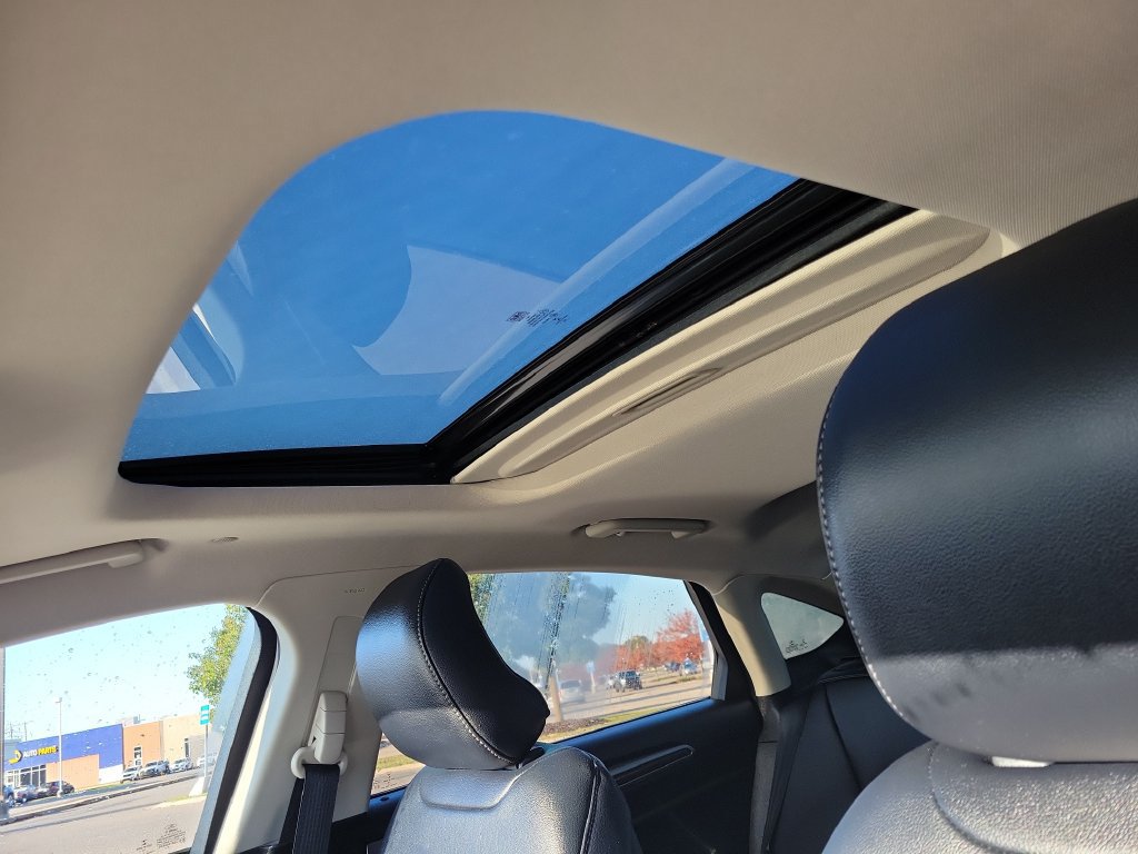 Used 2019 Ford Fusion SEL FWD image 31