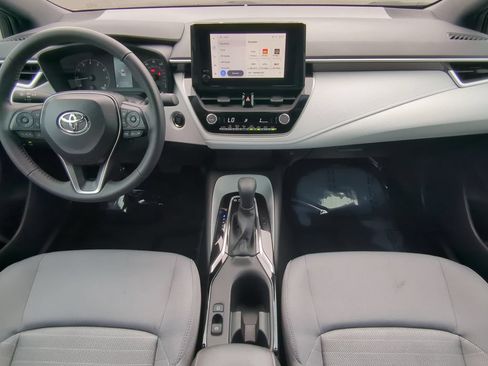 Used 2025 Toyota Corolla SE FWD image 13