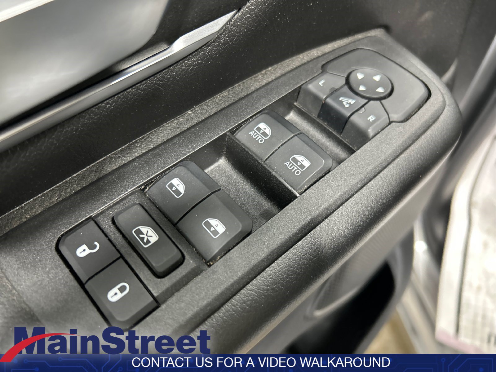 Used 2025 RAM 1500 Big Horn AWD/4WD image 29
