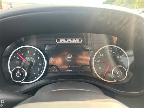 Used 2025 RAM 1500 Big Horn AWD/4WD image 14