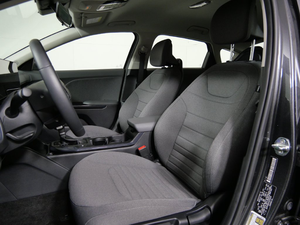 Used 2025 Kia K4 EX FWD image 10