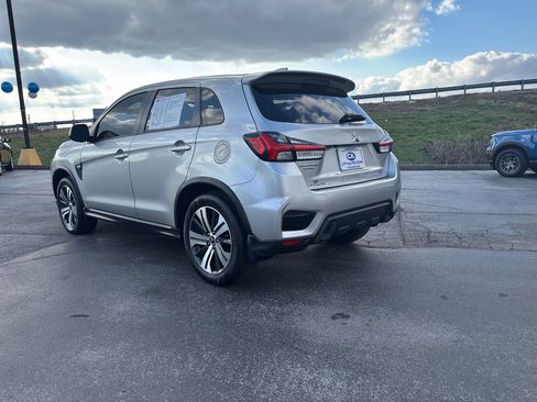 Used 2023 Mitsubishi Outlander Sport ES image 6