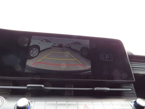 Used 2025 Hyundai Kona SEL image 19