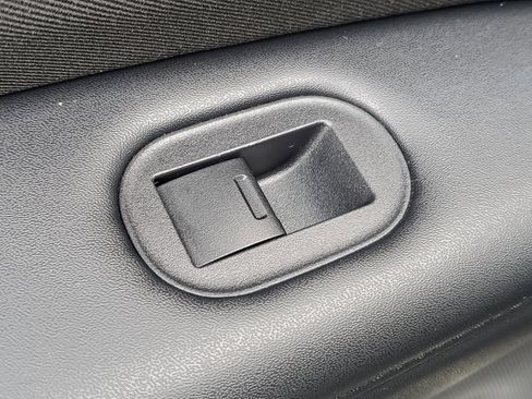 Used 2018 Honda HR-V EX image 14