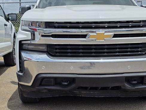 Used 2022 Chevrolet Silverado 1500 LT w/ Safety Package AWD/4WD image 3
