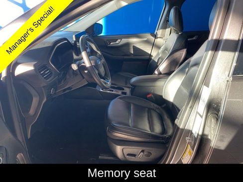 Used 2023 Ford Escape Platinum image 11