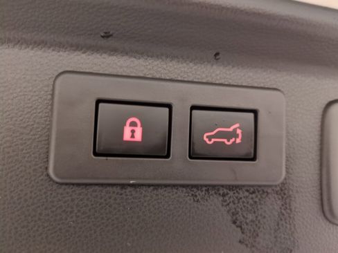 Certified 2023 Subaru Forester Premium image 14