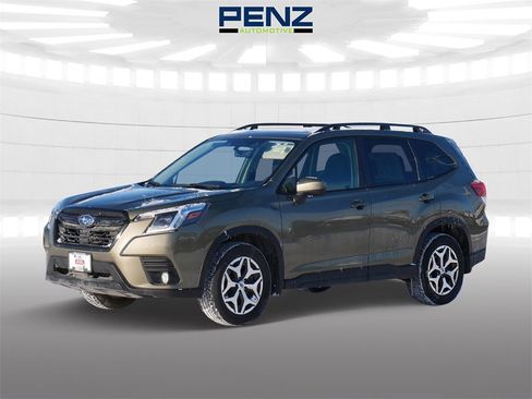 Certified 2024 Subaru Forester Premium image 3