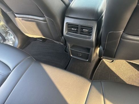 Used 2022 Ford Edge SEL w/ Class II Trailer Tow Package image 17