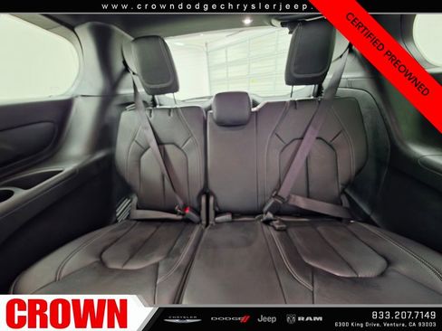 Certified 2022 Chrysler Pacifica Touring-L w/ S Appearance Package image 18