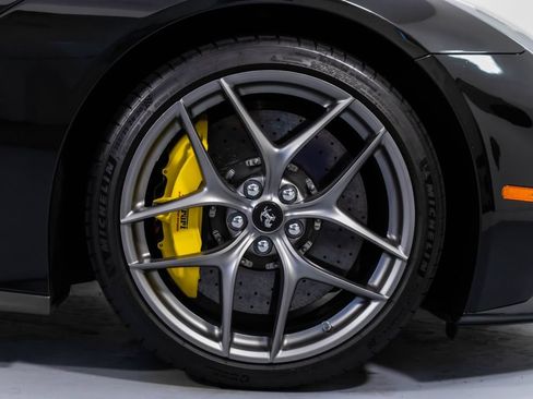 Used 2014 Ferrari F12 Berlinetta RWD image 59