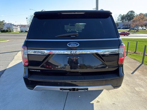 Used 2018 Ford Expedition Max Limited image 6