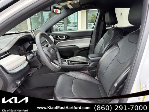 Used 2023 Jeep Compass Limited w/ Elite Group AWD/4WD image 27