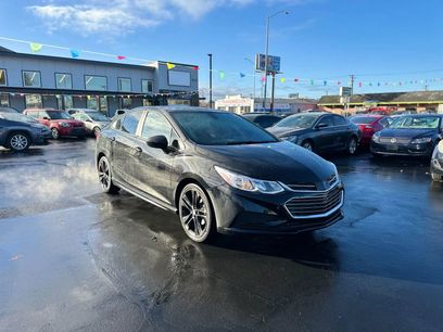 Used 2018 Chevrolet Cruze LT w/ Sun And Sound Package