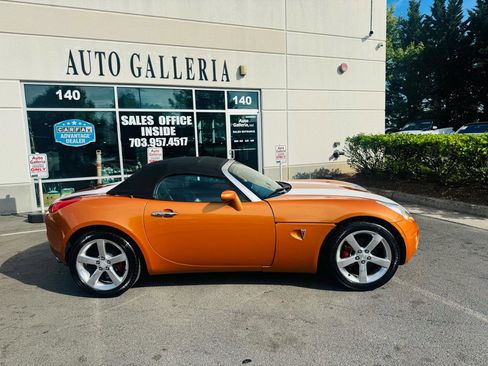 Used 2006 Pontiac Solstice Convertible w/ Premium Package RWD image 41