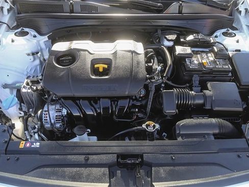 Used 2024 Kia Forte LXS image 29