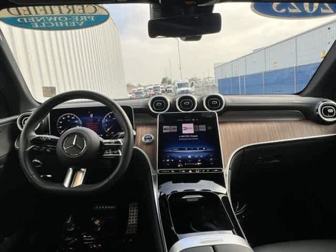 Certified 2025 Mercedes-Benz GLC 300 image 13