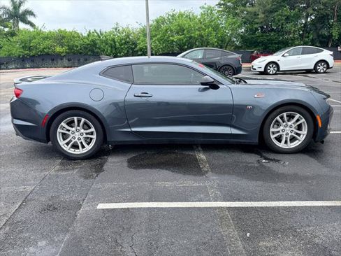 Used 2022 Chevrolet Camaro LS RWD image 8
