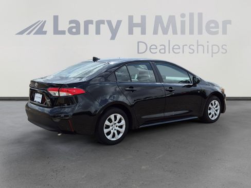 Certified 2024 Toyota Corolla LE image 5