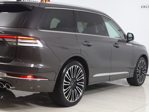 Used 2023 Lincoln Aviator Black Label w/ Dynamic Handling Package AWD/4WD image 52