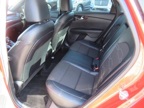 Used 2020 Kia Forte GT-Line w/ GT-Line Premium Package FWD image 34