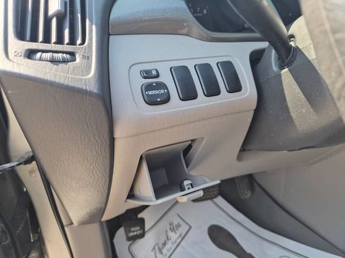 Used 2003 Toyota Highlander 4WD V6 image 18