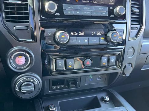 Used 2023 Nissan Titan PRO-4X w/ Pro-4x Convenience Package AWD/4WD image 23
