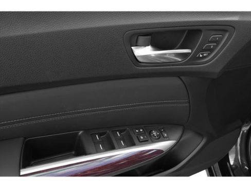 Used 2015 Acura TLX w/ Technology Package FWD image 19