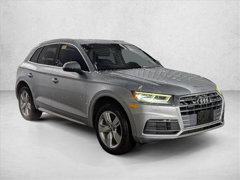 Used 2018 Audi Q5 2.0T Premium Plus w/ Premium Plus Package image 3