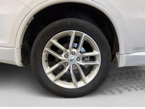 Used 2025 Dodge Durango GT AWD/4WD image 51