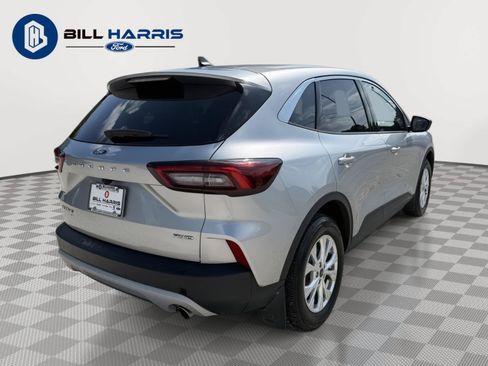 Used 2023 Ford Escape Active AWD/4WD image 5
