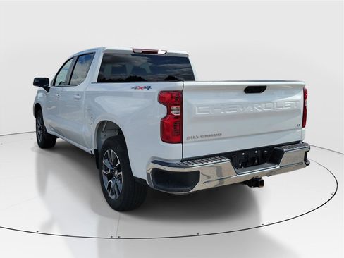 Used 2024 Chevrolet Silverado 1500 LT AWD/4WD image 3