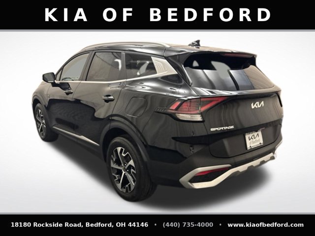 Certified 2025 Kia Sportage EX AWD/4WD image 8