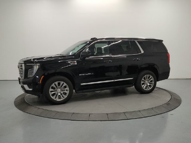 Used 2025 GMC Yukon Denali AWD/4WD image 5