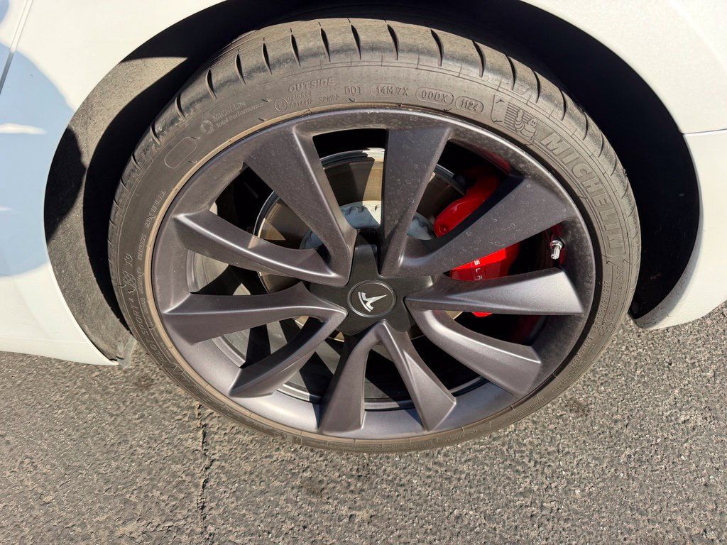 Used 2020 Tesla Model 3 Performance AWD/4WD image 8