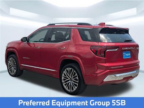 Used 2026 GMC Terrain Denali AWD/4WD image 4
