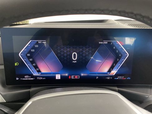 Used 2025 BMW 230i xDrive Coupe w/ Premium Package image 18