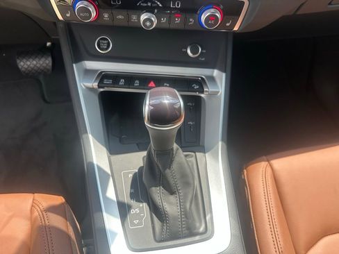 New 2025 Audi Q3 2.0T Premium image 17