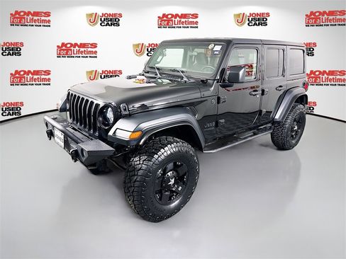 Used 2020 Jeep Wrangler Unlimited Sport image 12