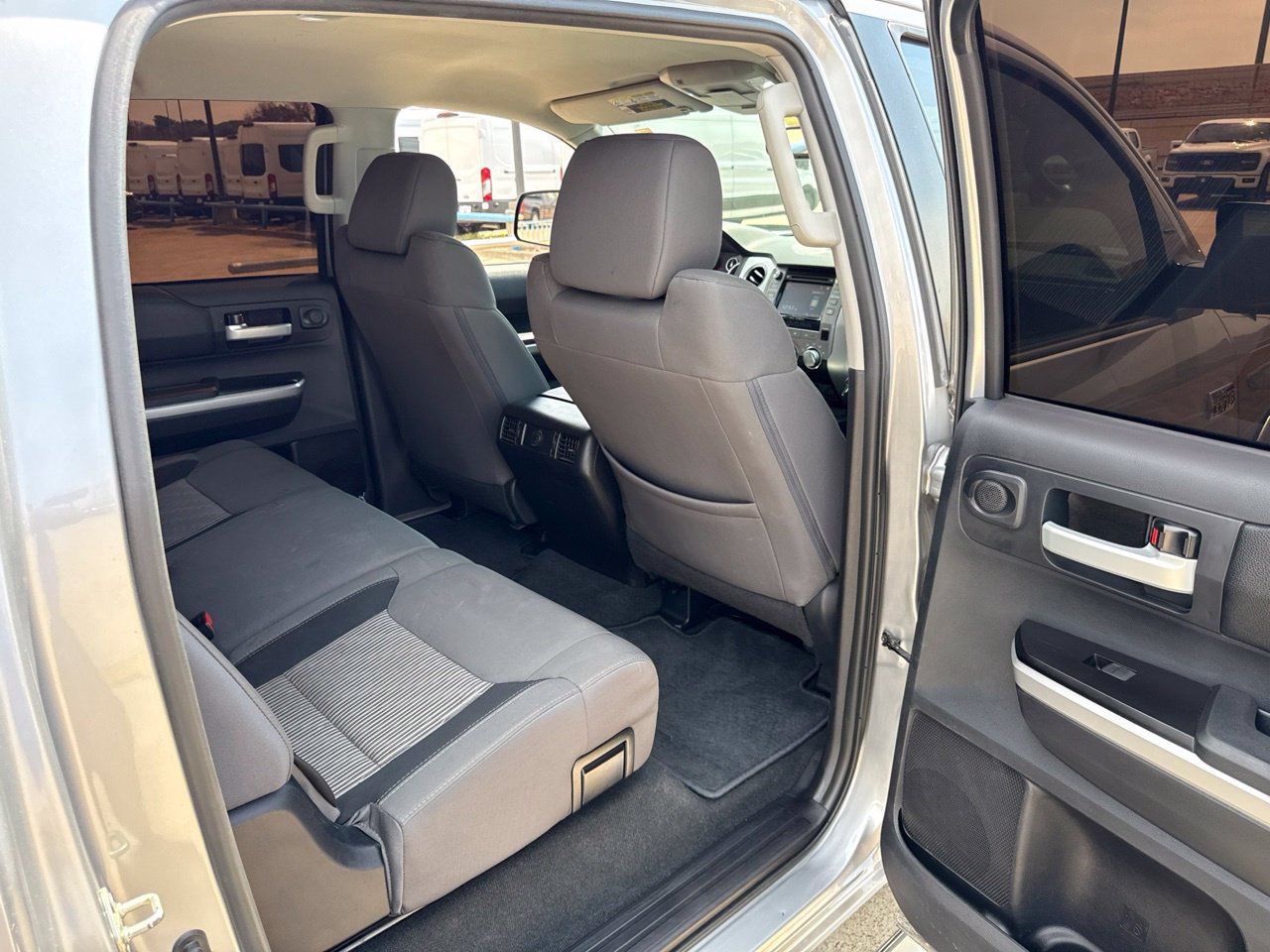 Used 2016 Toyota Tundra SR5 w/ SR5 Upgrade Package RWD image 12