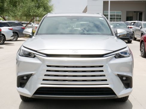 Used 2025 Lexus TX 350 FWD w/ Technology Package image 17
