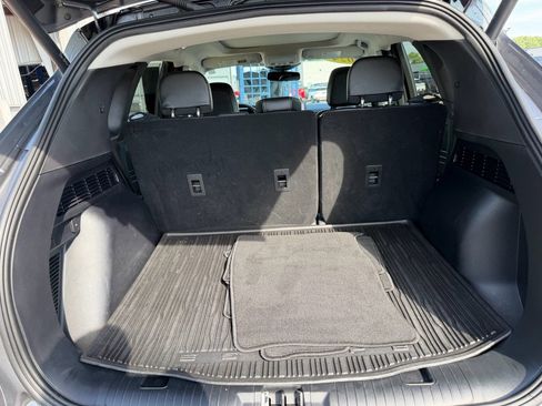 Used 2024 Ford Escape SE w/ PHEV Premium Package FWD image 7